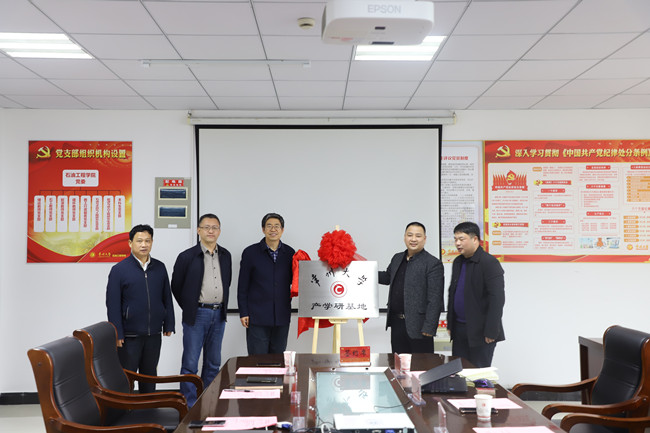 af948d48-6f70-4ae4-b6b9-b0845b1af943.jpg